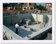 IMGP1205 * Aanzet van de binnenmuren van de kelder.