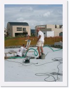 IMGP1533 * Vandaag op duikexcursie. Missie: het afdichten van de afvoerbuis van het ventilatiesysteem.