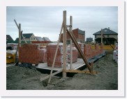 IMGP1741 * De eerste muren worden opgetrokken.