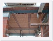 IMGP2058 * De eerste gewelven liggen op hun plaats.