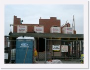 IMGP2390 * De binnenmuren van de voorgevel.