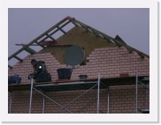 IMGP2786 * Het ronde raam wordt ingewerkt.