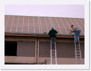 IMGP3198 * De eerste pannenlat wordt geslagen.